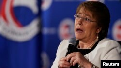 El apoyo ciudadano hacia la presidenta Bachelet disminuyo a un 37 por ciento a la misma vez que su credibilidad bajó. 