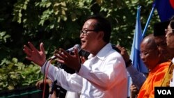 ကမ္ဘောဒီးယား အတိုက်အခံခေါင်းဆောင် Sam Rainsy