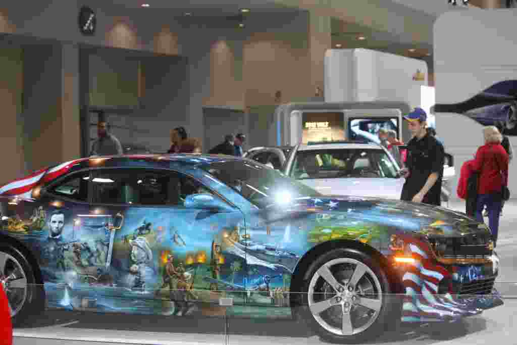 Además de los modelos que estarán a la venta este año, la feria tiene en exhibición carros que hacen parte de proyectos educativos para estudiantes de secundaria.