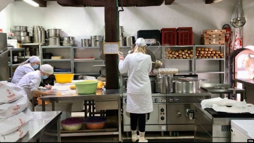 Osoblje narodne kuhinje Stari Grad svaki dan spremi više od 100 obroka