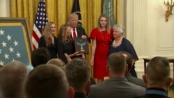 Trump Madalya Rûmetê Da Malbata John Chapman