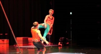 Scientist Circus Performers Make Physics Fun