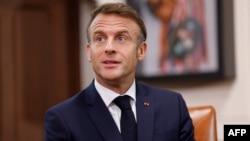 Le président français Emmanuel Macron lors d'une rencontre avec le premier ministre canadien à Ottawa en 2023