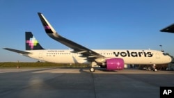 ARCHIVO - Gráfica de archivo de un avión Airbus A321neo arrendado por Aviation Capital Group a la aerolínea Volaris, en una fecha sin precisar.