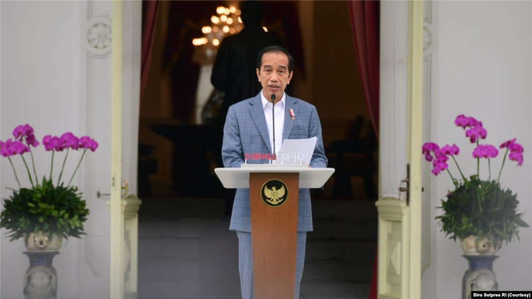 Presiden Jokowi dalam telekonferensi pers di Istana Merdeka, Jakarta, Selasa (16/2) yakin LPI bisa mendapatkan kepercayaan investor. (Foto: Courtesy/Biro Setpres)