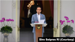 Presiden Jokowi dalam telekonferensi pers di Istana Merdeka, Jakarta, Selasa (16/2) yakin LPI bisa mendapatkan kepercayaan investor. (Foto: Courtesy/Biro Setpres)