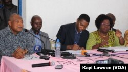 Des leaders de l'opposition en conférence de presse à Lomé, Togo, 16 août 2018. (VOA/Kayi Lawson)