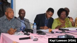 Des leaders de l'opposition en conférence de presse à Lomé, Togo, 16 août 2018. (VOA/Kayi Lawson)