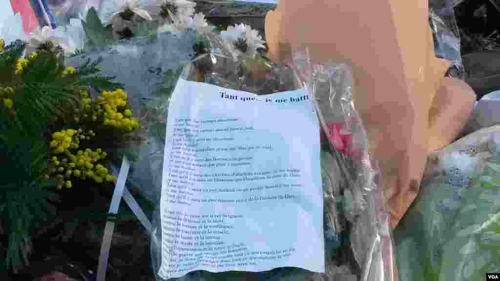 Poetry left near Le Carillon bar. (E. Bryant/VOA)