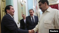 Maduro calificó de "bien buena" la iniciativa de los tres expresidentes de viajar a la OEA para conversar sobre la crisis venezolana.