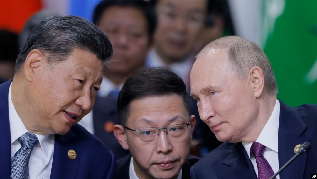 Presiden Tiongkok Xi Jinping dan Presiden Rusia Vladimir Putin octoplay88