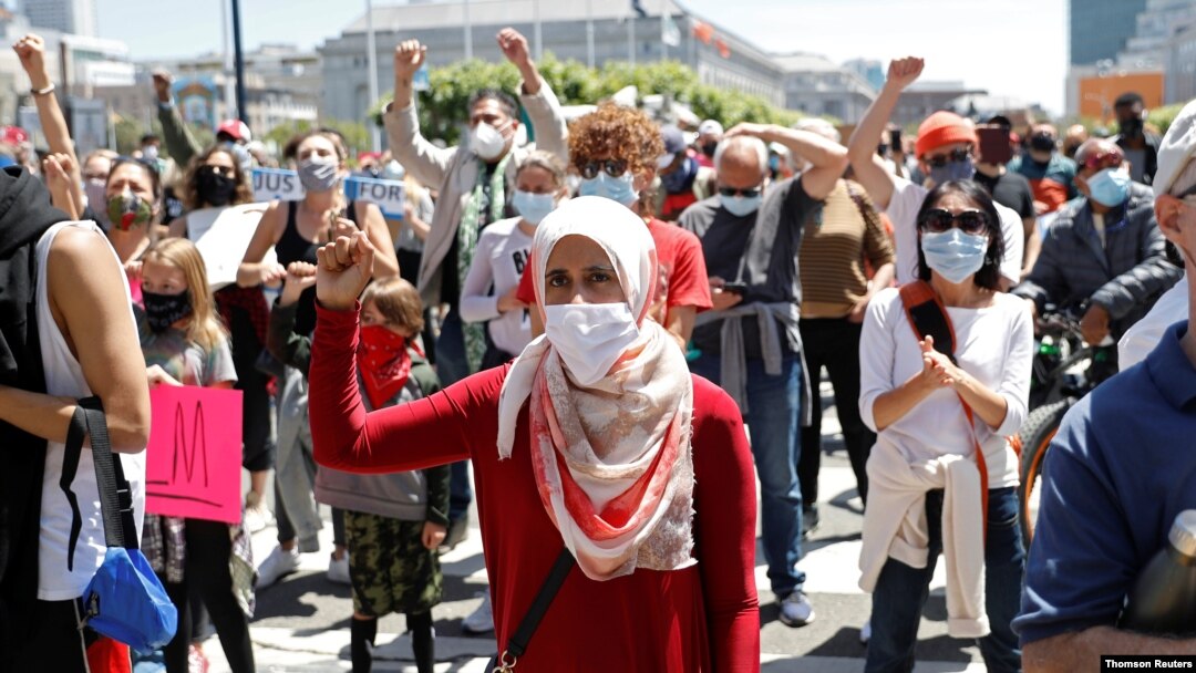 Ciudades en todo el país viven varias jornadas de protestas en rechazo a la muerte de George Floyd, un hombre afroestadounidense, a manos de la policía.