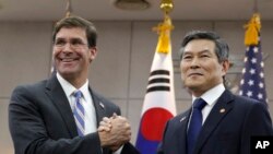 마크 에스퍼 미국 국방장관과 정경두 한국 국방장관.