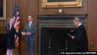 Who appointed chief justice roberts to the 2024 supreme court