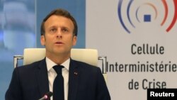 Popularitas Presiden Perancis Emmanuel Macron terpuruk akibat pandemi Covid-19. 