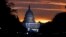 Gedung Capitol, saat matahari terbit, di Washington DC, 20 Januari 2017. (Foto: dok).
