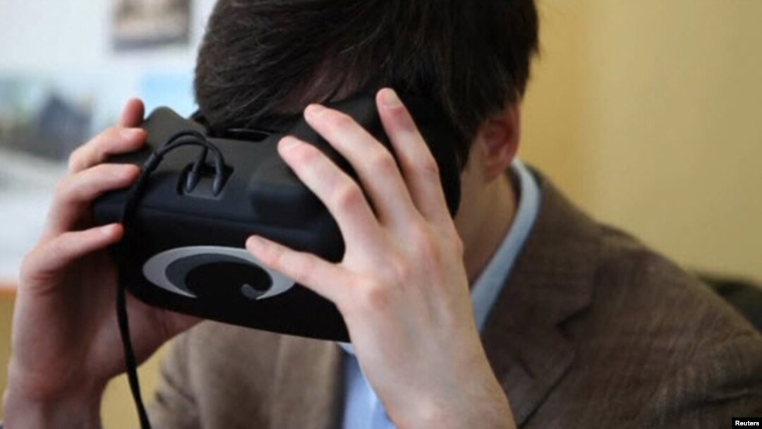 "Eye-Sync," a newly-approved device using infrared cameras to track eye movements, promises to help detect concussions in one minute.