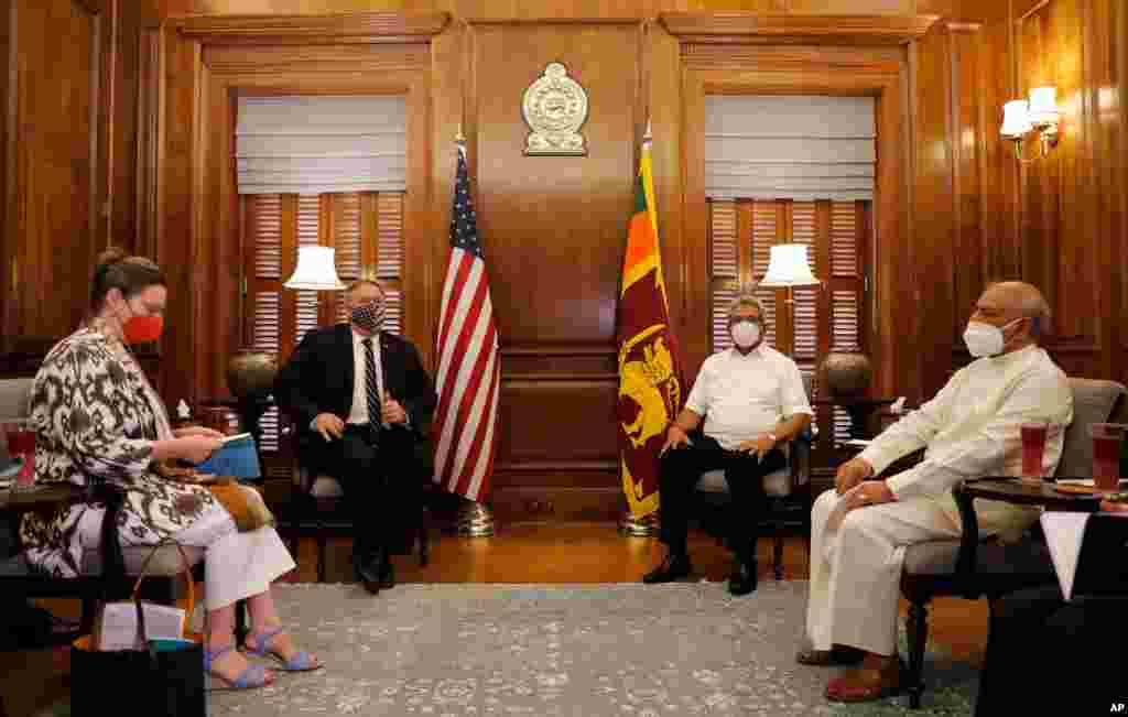 مایک پمپئو وزیر خارجه آمریکا در سری‌لانکا با رئیس جمهوری این کشور دیدار کرد. 