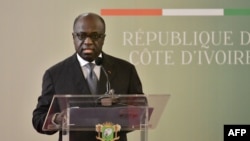 Marcel Amon-Tanoh, ministre des Affaires étrangères de Côte d'Ivoire. prononce un discours au palais présidentiel d'Abidjan le 2 octobre 2017 .