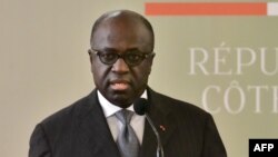 Marcel Amon-Tanoh, ministre des Affaires étrangères de Côte d'Ivoire. prononce un discours au palais présidentiel d'Abidjan le 2 octobre 2017 .