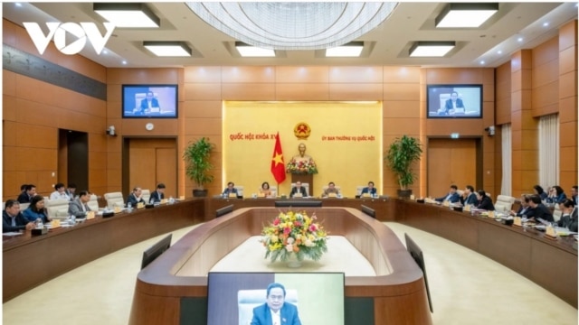 Quốc hội Việt Nam sẽ sửa Hiến pháp cho kế hoạch tinh gọn chính phủ trong kỳ họp tháng 5 | VOA  - Tháng Ba 12, 2025