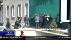 Tirana përfshihet nga protesta
