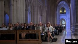 La catedral, cuyo nombre oficial es San Pedro y San Pablo, es la sede de la Iglesia Episcopal en Estados Unidos y la sexta catedral más grande del mundo.