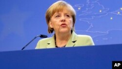 Kanselir Jerman Angela Merkel hari Minggu (14/7) menyerukan peraturan yang lebih keras untuk melindungi komunikasi elektronik di Uni Eropa. 