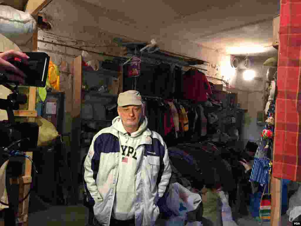 Viktor Tukaylo escaped Donbas after his home was shelled. Readjusting to life in another part of the country has been difficult, but he says 'we're surviving.' (L. Ramirez/VOA)