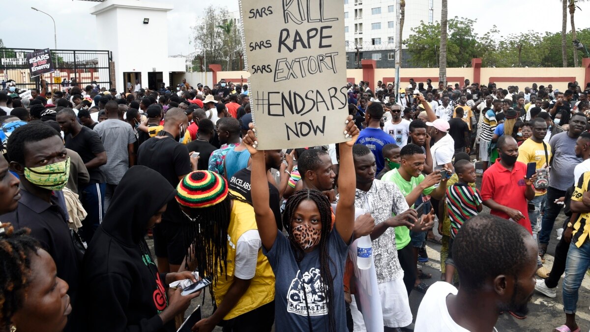 Masu Zanga-Zanga Sun Janyo Tsaiko a Filayen Jirgin Saman Lagos Da Abuja