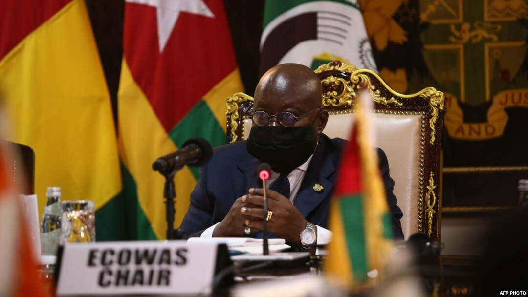 Perezida wa Ghana Nana Akufo-Addo, arongoye inama ya CEDEAO i Accra kuri Mali.