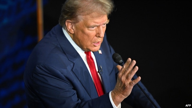 Kürtaj politikalarında “Demokratlar'ın radikal” olduğunu söyleyen Trump, bu meselenin eyaletlere bırakılması gerektiğine inandığını kaydetti.
