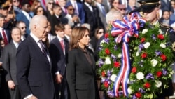 El homenaje al Día de los Veteranos en el cementerio de Arlington tuvo la presencia del presidente Biden y la vicepresidenta Harris
