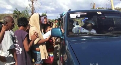 Aid Just Reaching Hard-Hit Philippines Islands