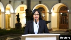 ​​El presidente en disputa Nicolás Maduro había dejado saber que pronto anunciaría "nuevos y poderosos cambios en los métodos del gobierno".