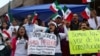 Trabajadores se manifiestan frente al edificio del Consejo de la Judicatura Federal, en el marco de una huelga nacional indefinida de los trabajadores judiciales antes de las votaciones de la reforma del poder judicial, en la Ciudad de México, México, el 21 de agosto de 2024.