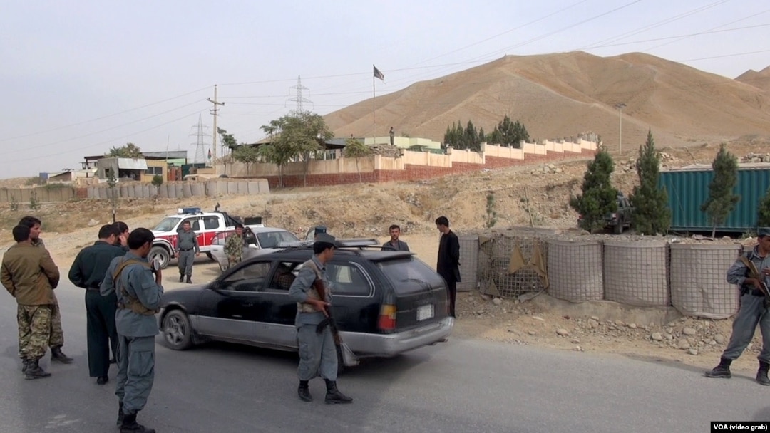 Pos pemeriksaan polisi di provinsi Kunduz, Afghanistan (foto: ilustrasi). 
