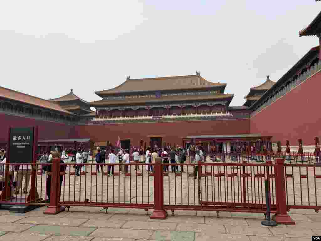 Meridian Gate, which serves as the main visitor entrance to the Forbidden City on its southern side.