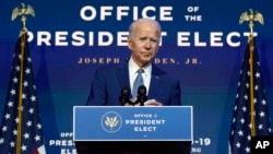 Mantan wakil presiden Joe Biden berbicara di Wilmington, Delaware hari Senin, 9 November 2020. 