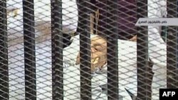Egjipt, fillon gjyqi i ish presidentit Hosni Mubarak