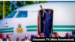 Tinubu a cikin jirgin sama