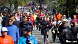 Setelah dibatalkannya lomba lari marathon tahunan akibat hantaman badai Sandy awal November tahun lalu, para pelari kembali akan berpartisipasi dalam Central Park Marathon 2013 di New York, Minggu (24/2). (Foto: dok). 