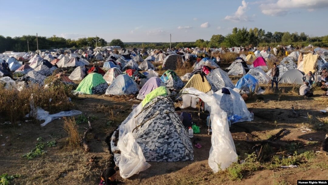 Chodirlarda tunab, vatanga qaytishni kutayotgan o'zbekistonliklar, Samara, Rossiya