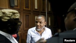 Nnamdi Kanu, leader indépendantiste biafrais, devant la cour de Justice d'Abuja, Nigeria, le 20 janvier 2016. 