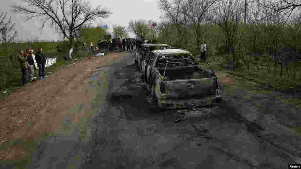 Hotuna da Dumi-Duminsu Daga Slaviansk, Ukraine, 21 Afrilu 2014.