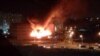 Encapuchados prenden fuego a universidad