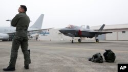 [생생 라디오 매거진] "북, 한국의 스텔스 전투기 도입 '심각한 위협' 인식"...한국, 일본에 북한 SLBM 정보 요청