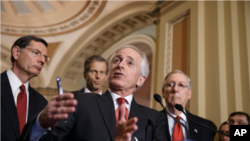 Senator Bob Corker dan anggota Kongres AS (14/4/15)