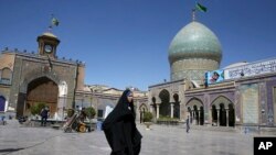 Capilla de santos chiitas Abdulazim y Taher en Shahr-e-Ray, al sur de Teherán.