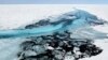 科學家研究格陵蘭冰河